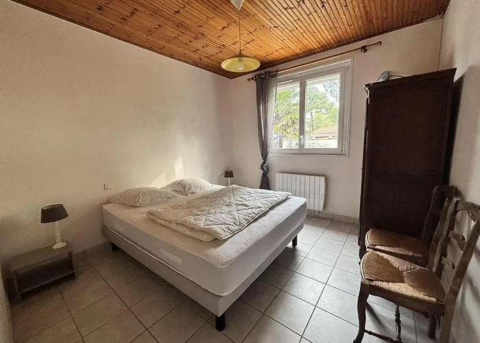 펜션 Maison De Pour 9 Sous Les Pins A La Griere, La Tranche-sur-mer, A 450m De La - Fr-1-194-398 *